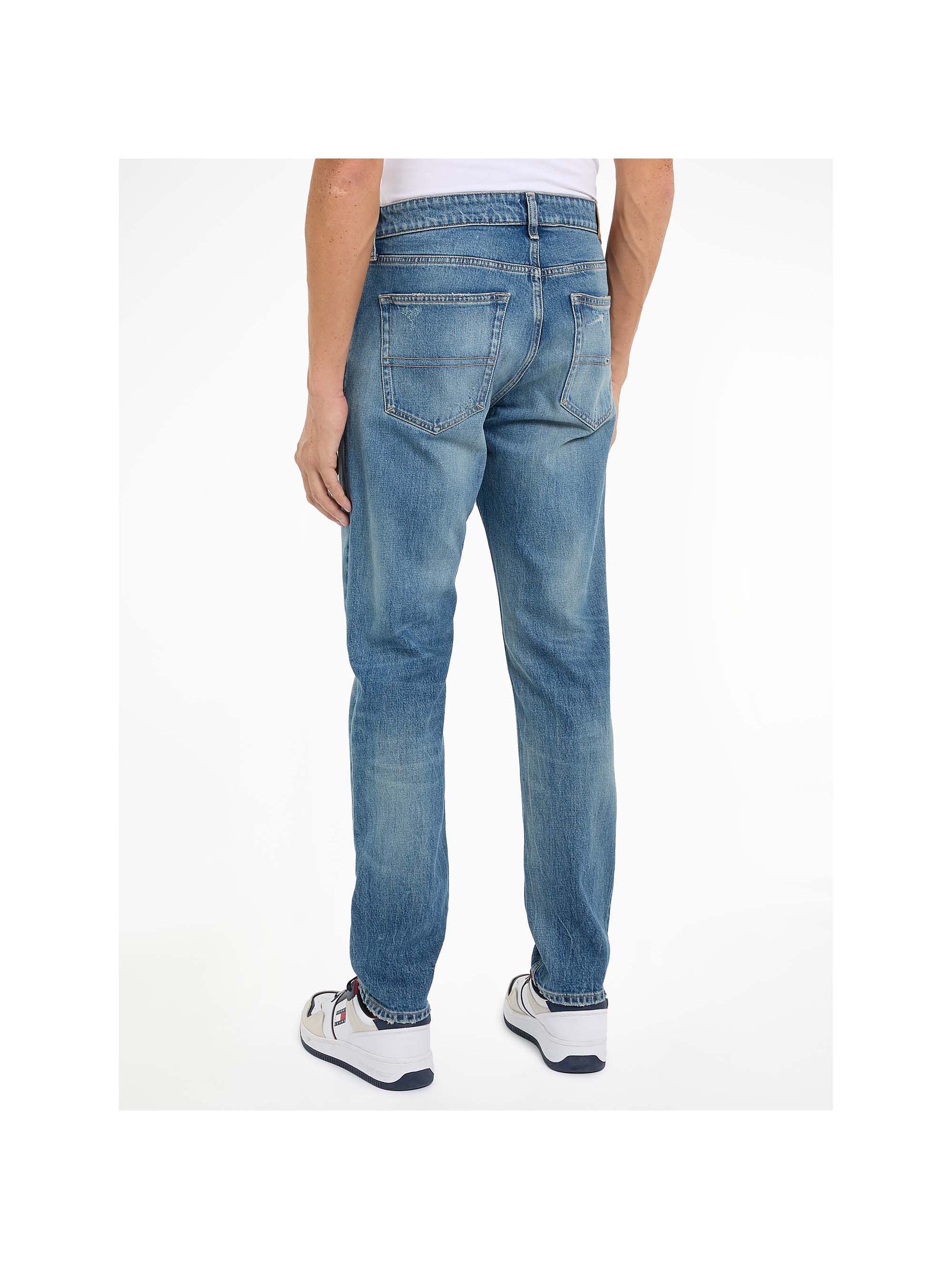 imagem de Jeans Tommy Jeans Austin Slim Tprd Ch74