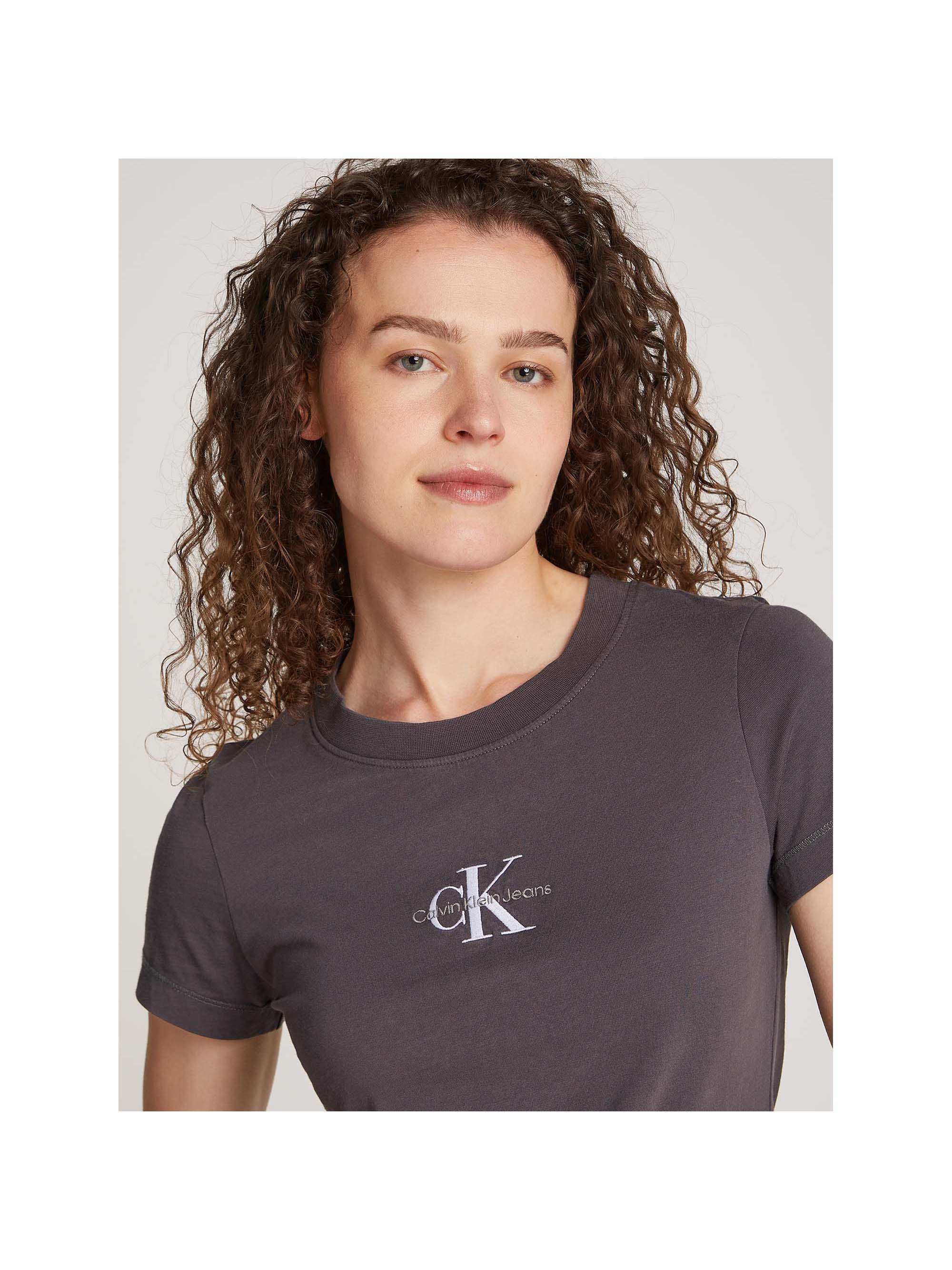 imagem de T-Shirt Ck Jeans Washed Slim Monologue3